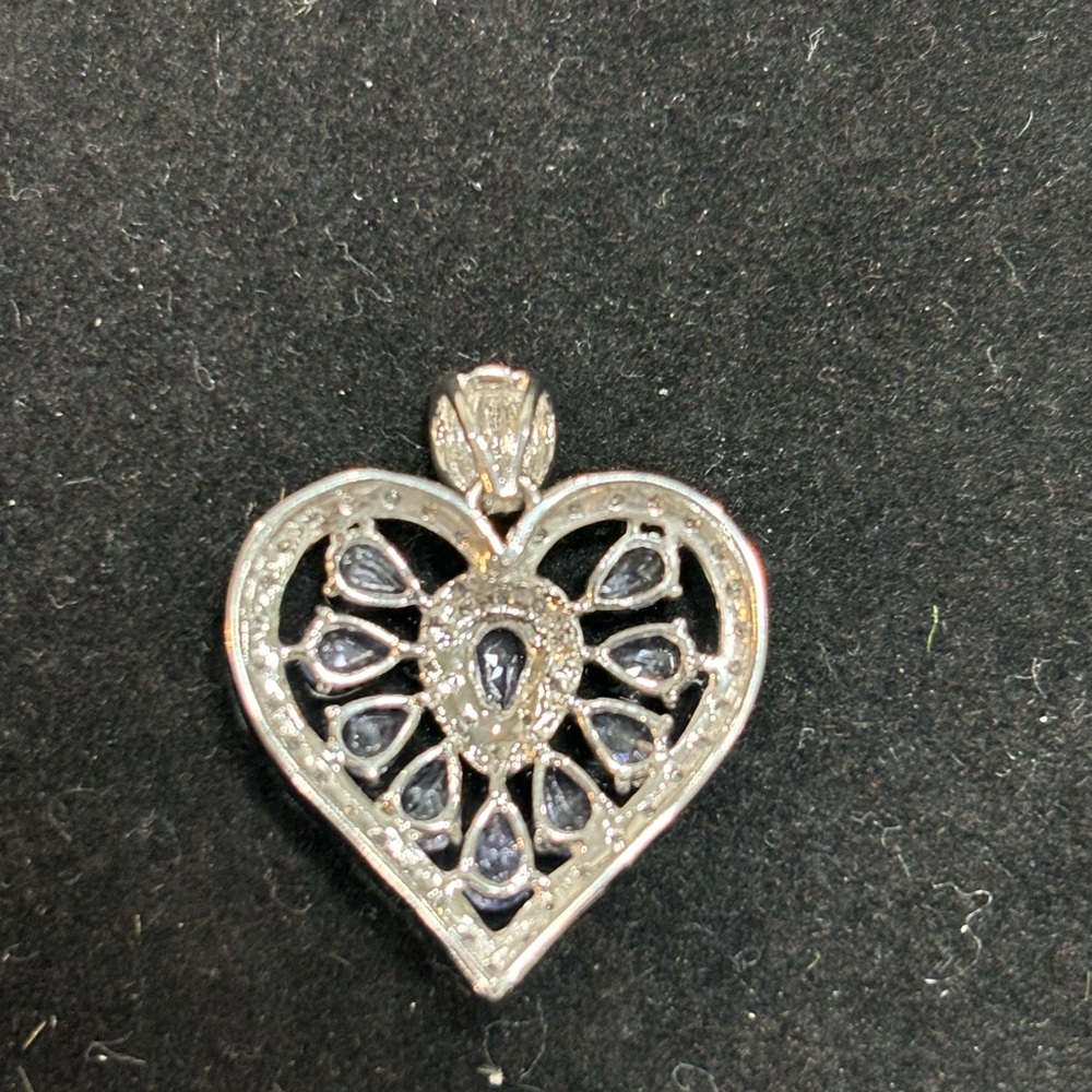 Tanzanite/Diamond Heart ๐ Necklace - Picture 4 of 8